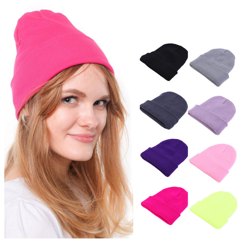 Beanie Cuffed Knit - Modna, jednokolorowa czapka beanie z dzianiny,