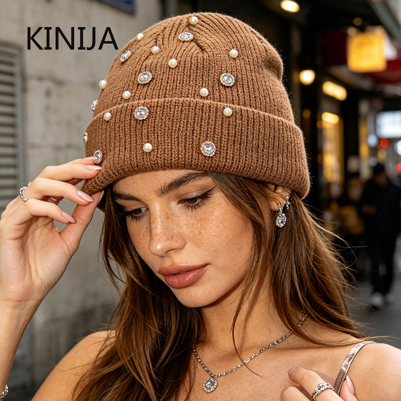 Zimowa czapka beanie z perłami – Beanie Cuffed Knit recenzja i cena